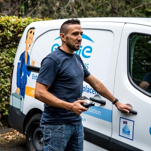 découvrez rge engie, votre partenaire pour des solutions énergétiques responsables et durables. profitez de conseils d'experts pour améliorer l'efficacité énergétique de votre habitation tout en réduisant votre empreinte carbone. obtenez des informations sur les meilleures pratiques et les aides disponibles pour vos projets de rénovation.