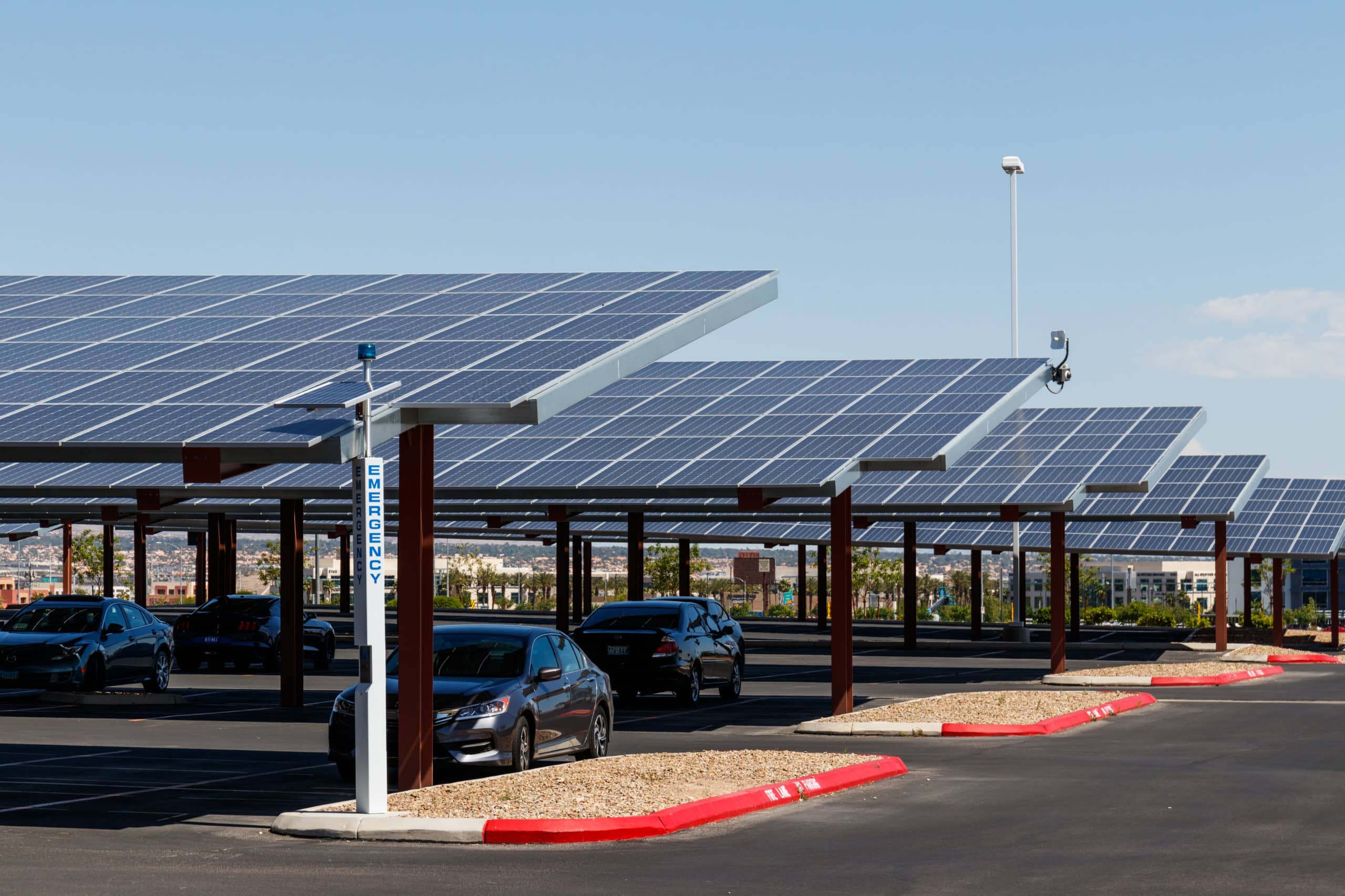 découvrez comment les entreprises peuvent bénéficier de la prime à l’autoconsommation pour installer des panneaux solaires, réduire leurs coûts énergétiques et favoriser la transition écologique dès aujourd’hui.